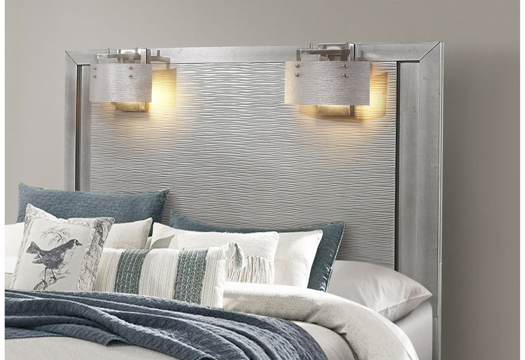 Tiffany - Full Bed With Lamps - Silver