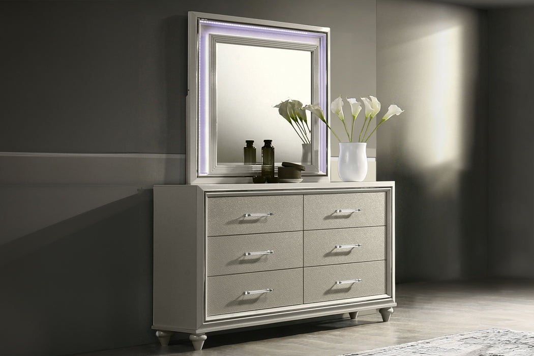 Lumina - Dresser - Silver