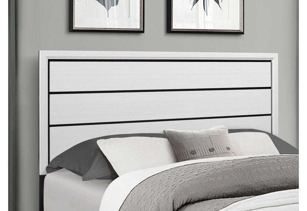 Kate - 4 Piece King Bedroom Set (King Bed, Dresser, Mirror And Nightstand) - White