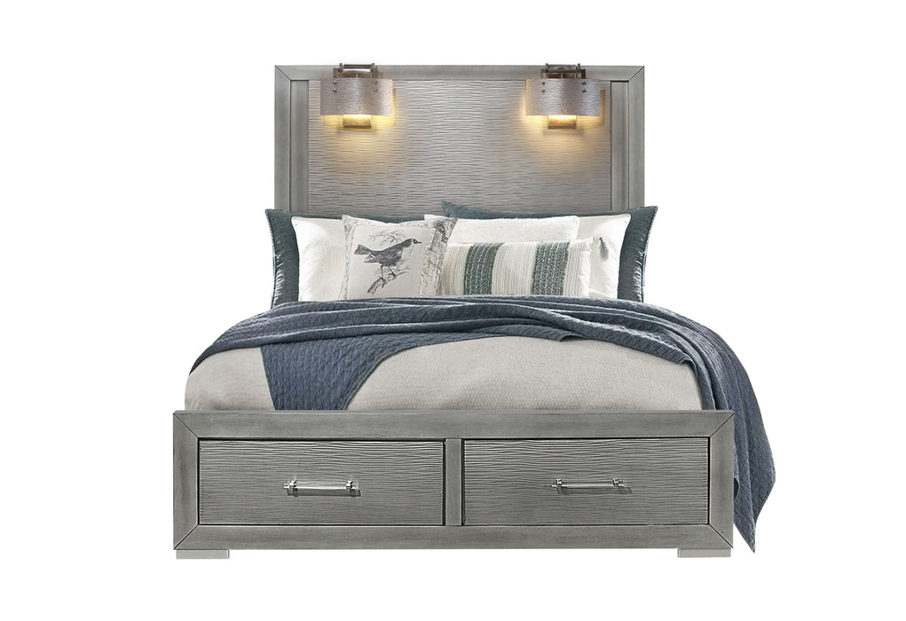 Tiffany - Full Bed With Lamps - Silver