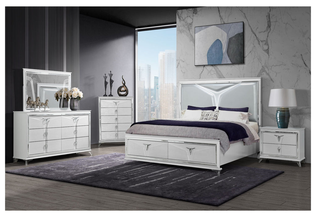 Romo - Queen Bed Group With LED - White