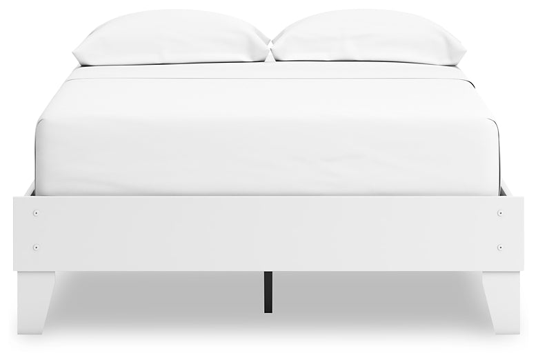 Ashley Express - Hallityn Full Platform Bed with Dresser and Chest