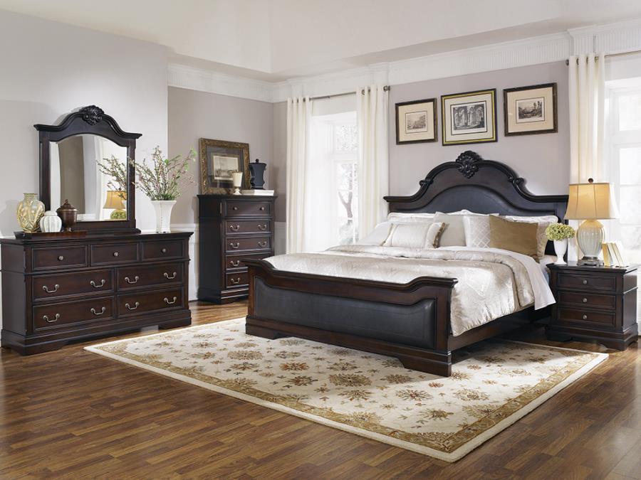 Cambridge - Wood Panel Bed